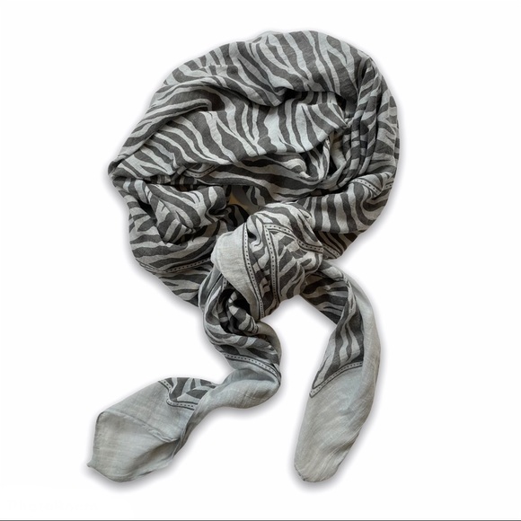 Large Vintage Zebra Print Scarf - Picture 2 of 7